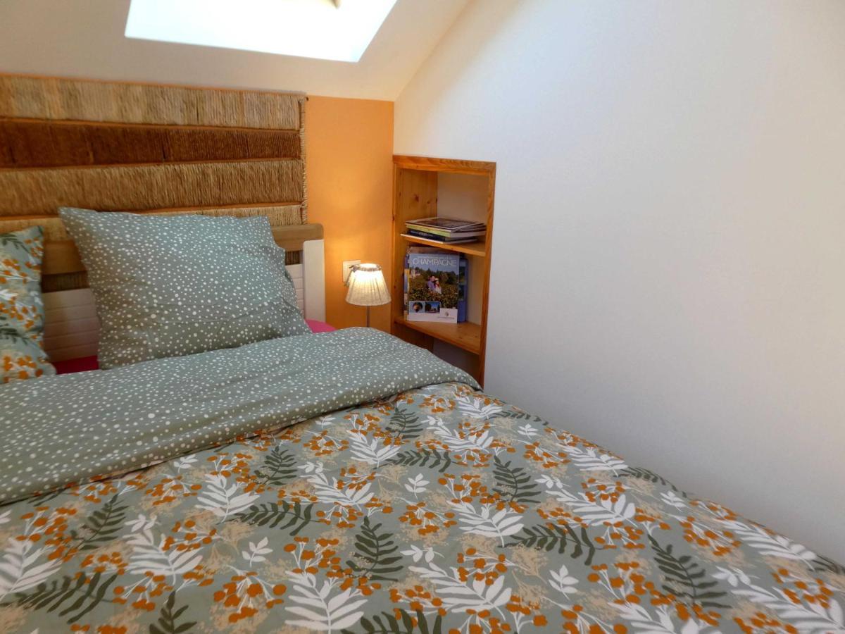 La Tuiliere Bed & Breakfast Mutigny Екстериор снимка